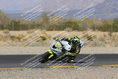 media/Dec-04-2022-CVMA (Sun) [[e38ca9e4fc]]/Race 3 Supersport Middleweight/